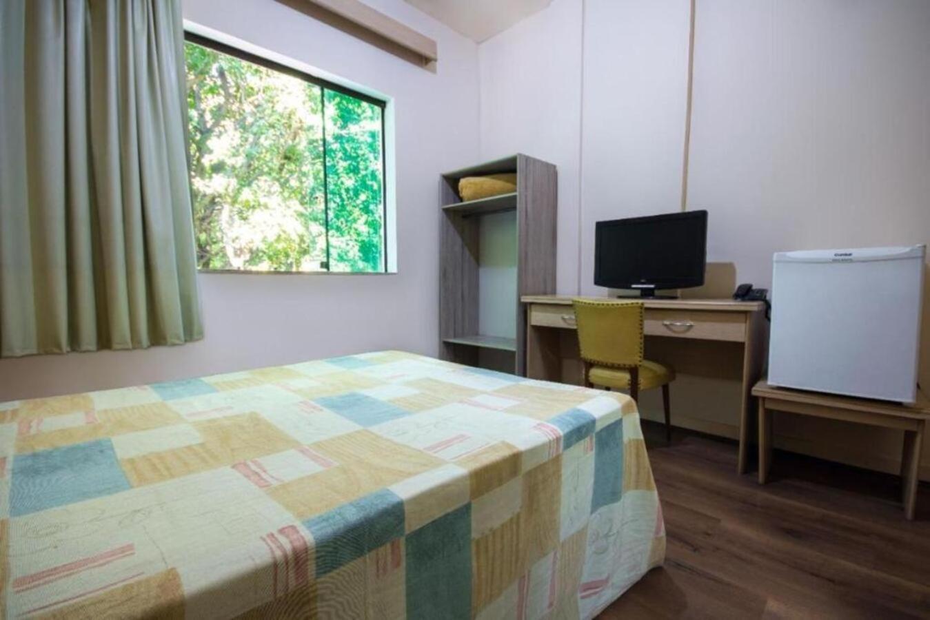 Hotel Dan Inn Pocos De Caldas - A Melhor Localizacao Do Centro By Nacional Inn Dış mekan fotoğraf